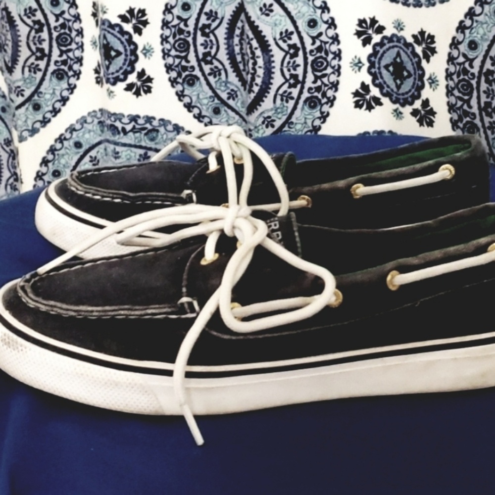 Sperry's - Picture 2 of 5